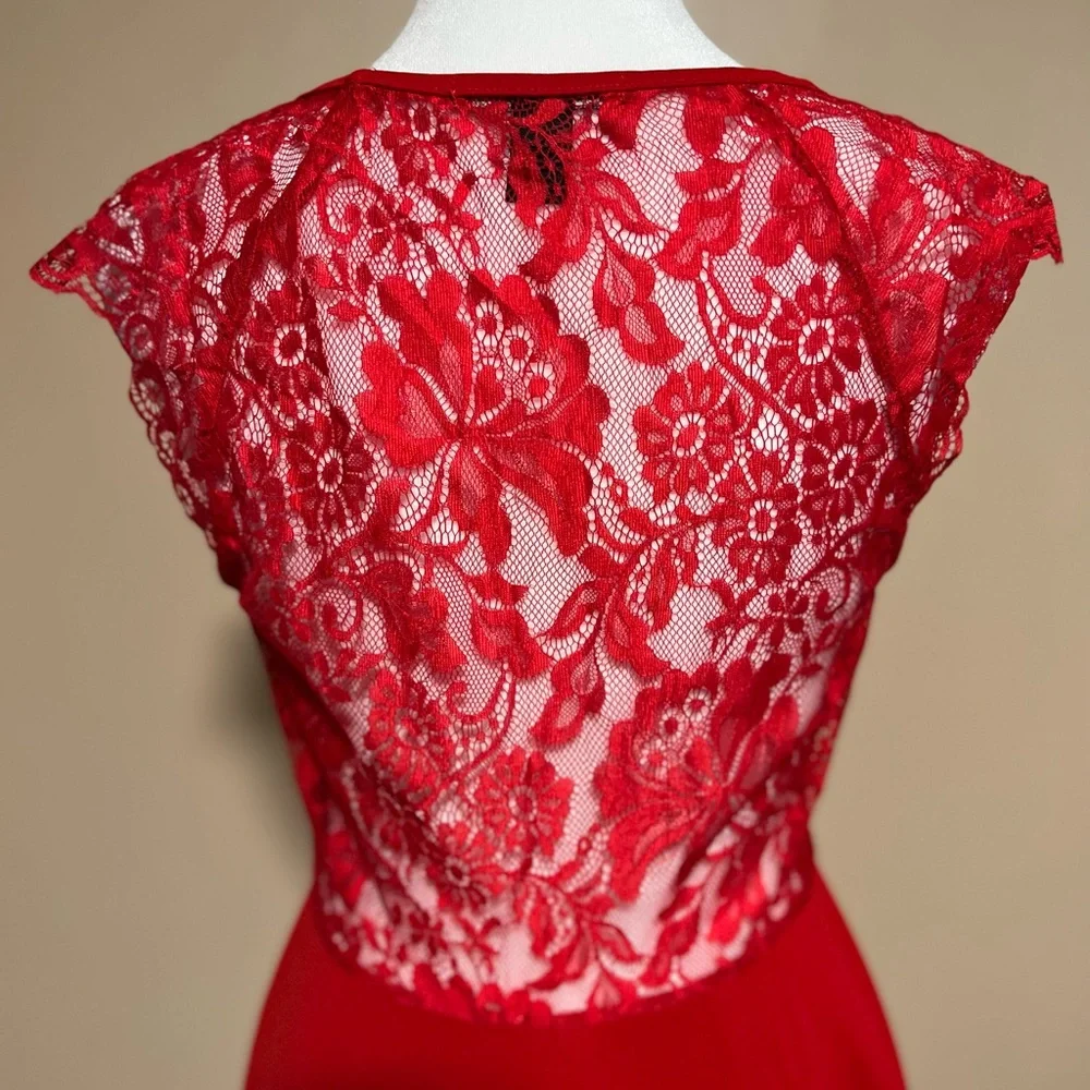 Forever 21 Back Lace Skater dress|Size:Small| Color:Red|Mini - Picture 6 of 6